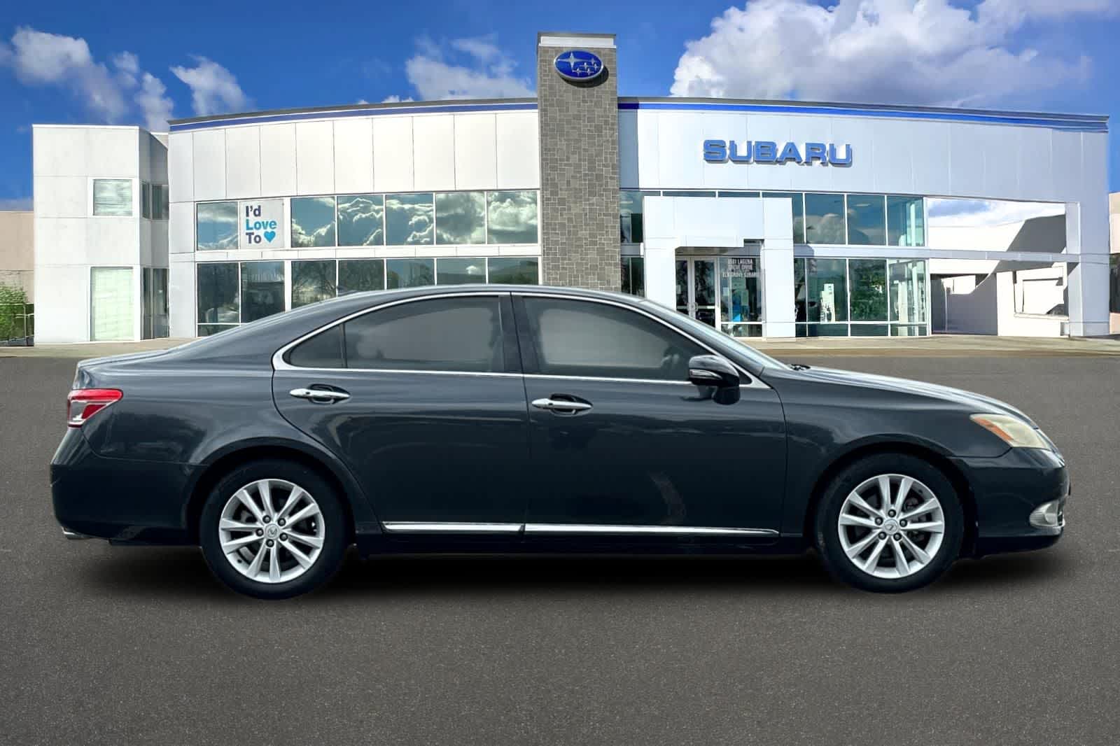 Thumbnail: 2010 Lexus ES - 6