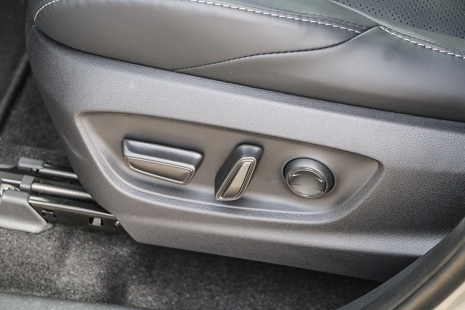 Thumbnail: 2026 Subaru Solterra - 20