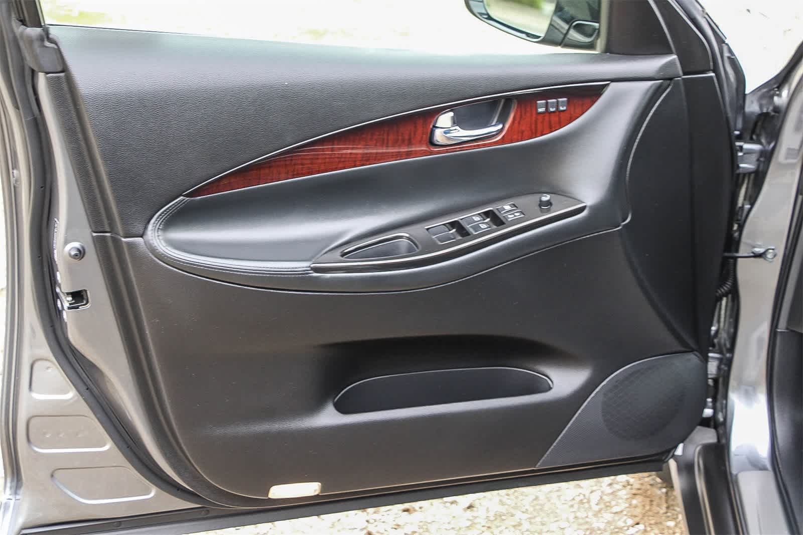 Thumbnail: 2017 INFINITI QX50 - 19