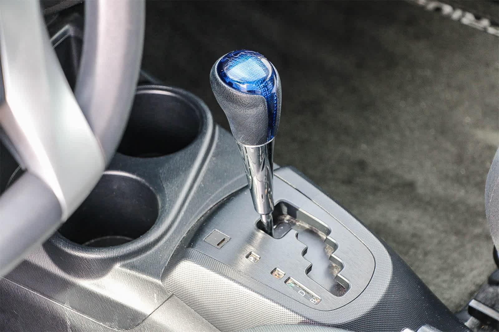 Thumbnail: 2015 Toyota Prius c - 17