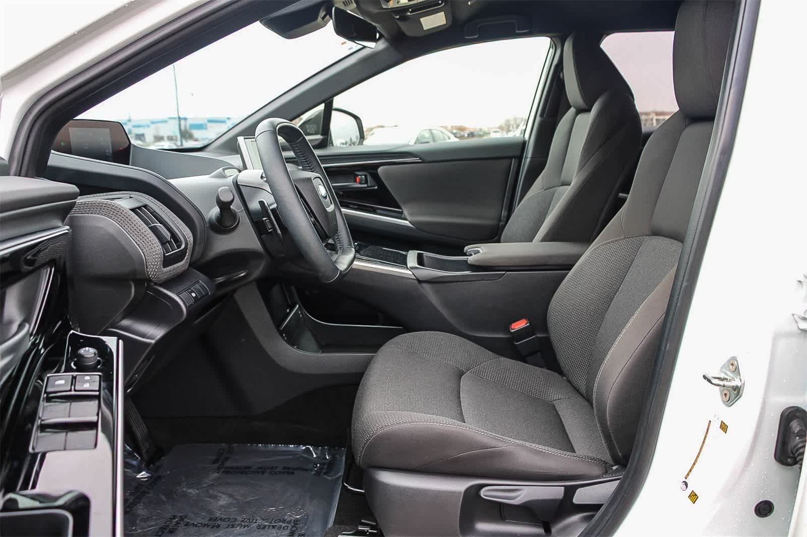 Thumbnail: 2024 Subaru Solterra - 19