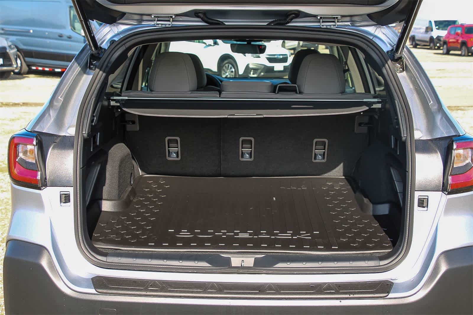 Thumbnail: 2025 Subaru Outback - 25