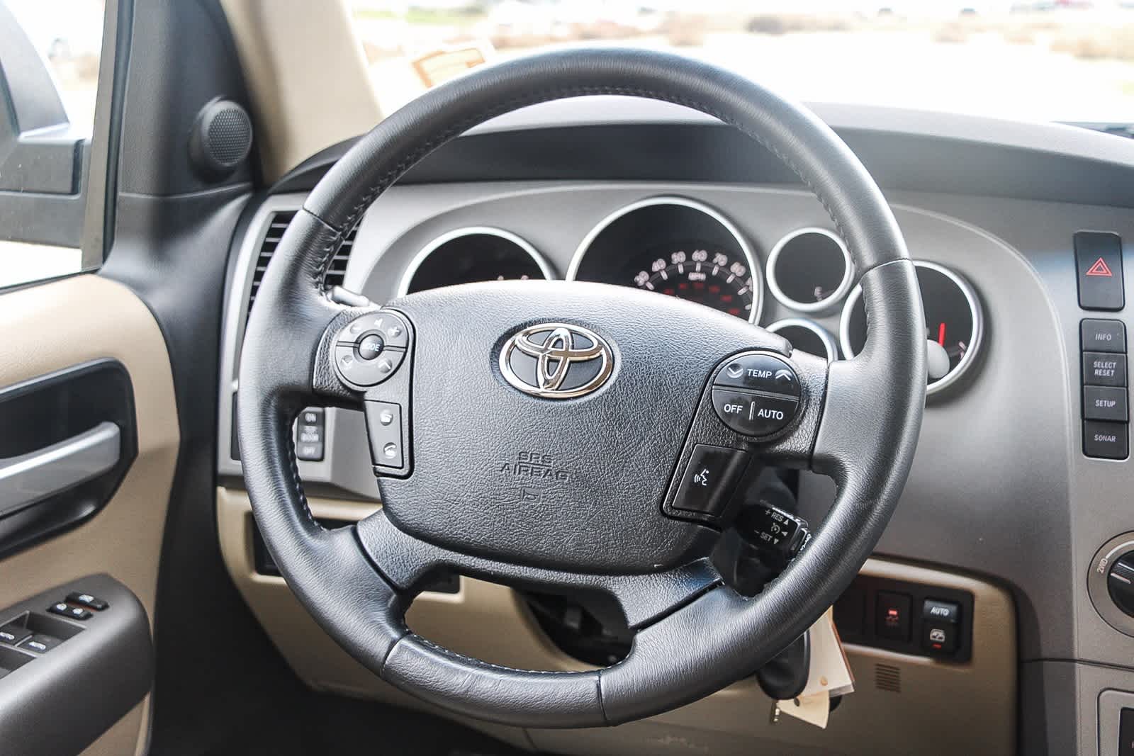 Thumbnail: 2012 Toyota Sequoia - 15