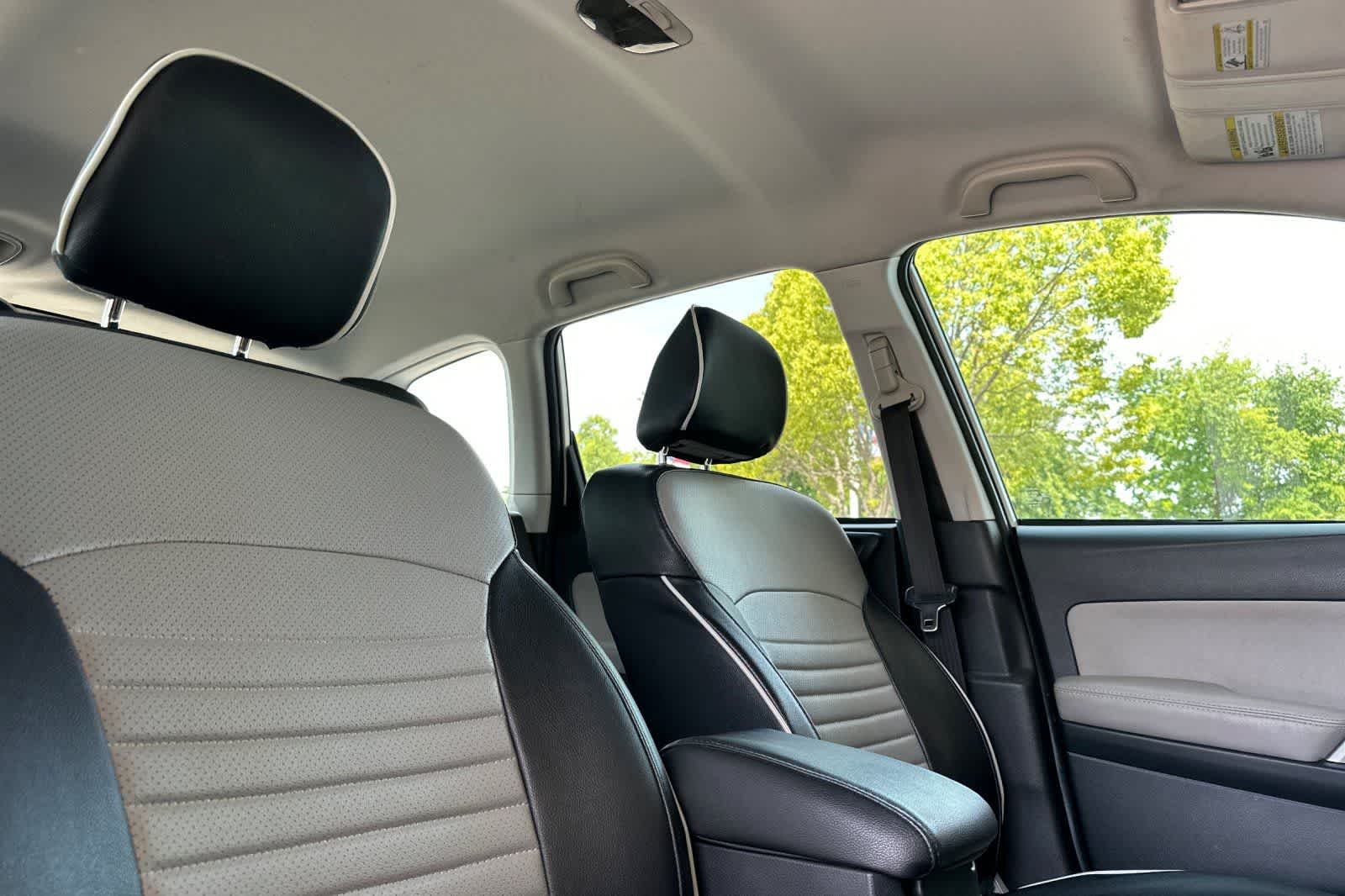 Thumbnail: 2016 Subaru Forester - 17