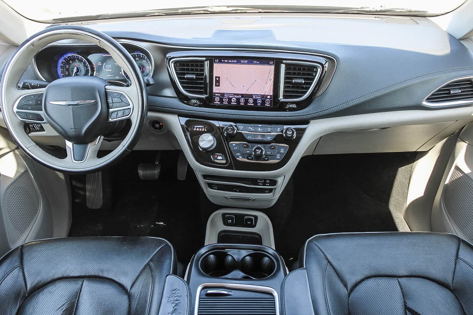 Thumbnail: 2019 Chrysler Pacifica - 12