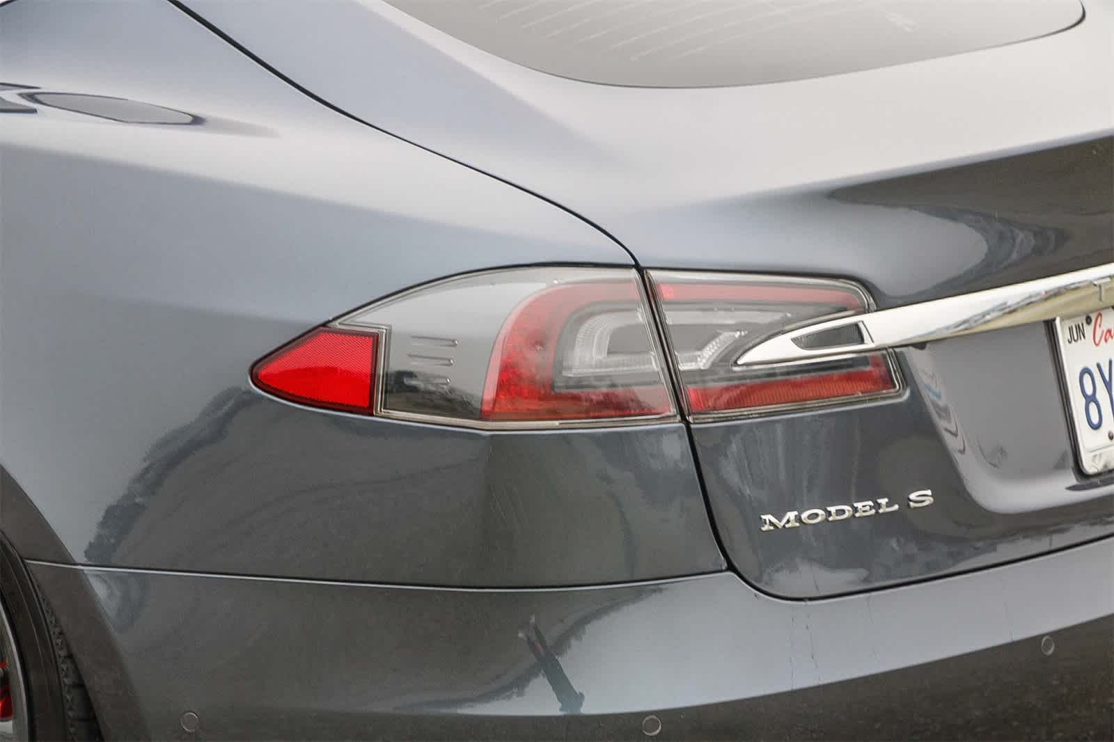 Thumbnail: 2018 Tesla Model S - 9