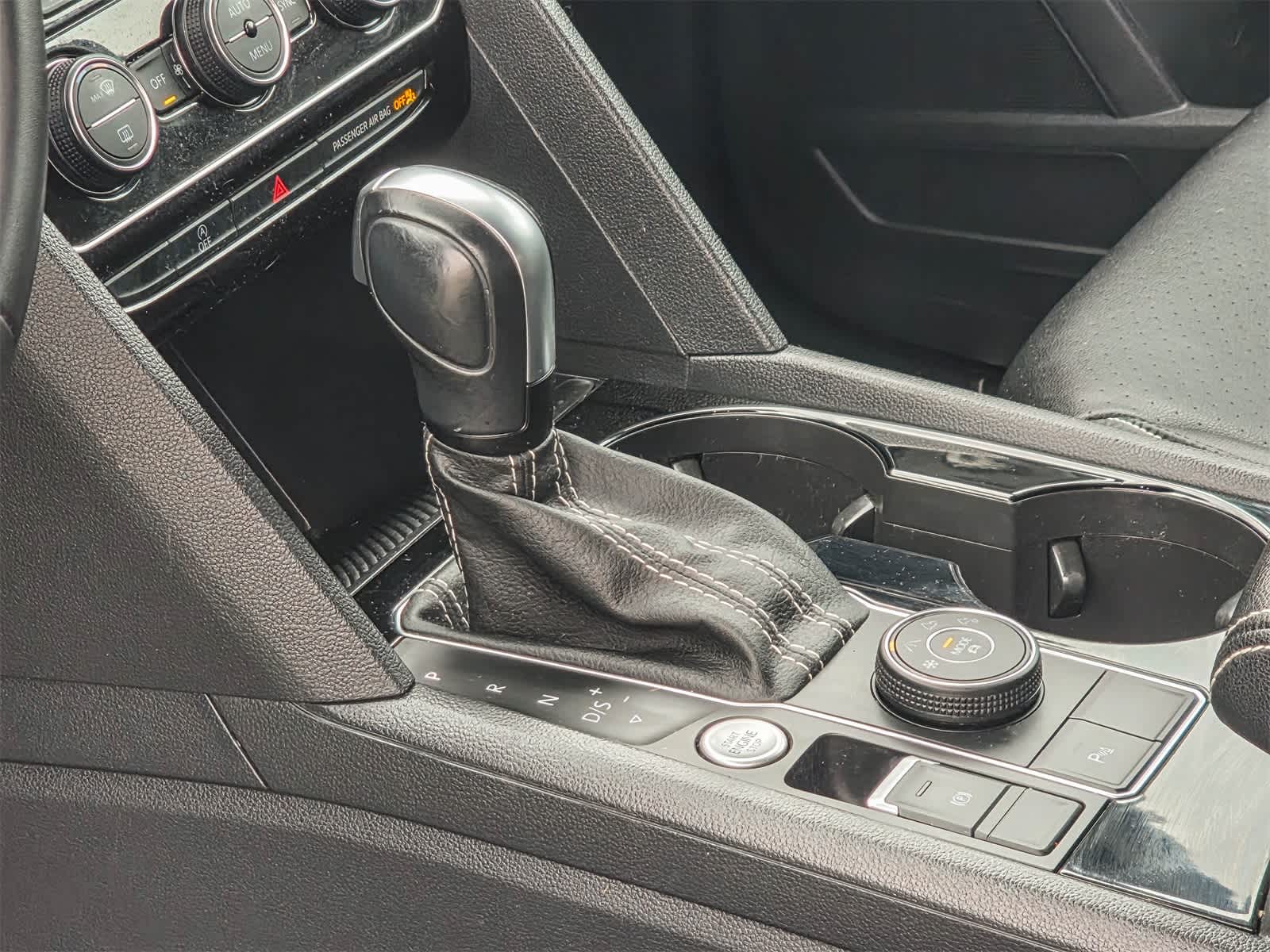 Thumbnail: 2023 Volkswagen Atlas - 19