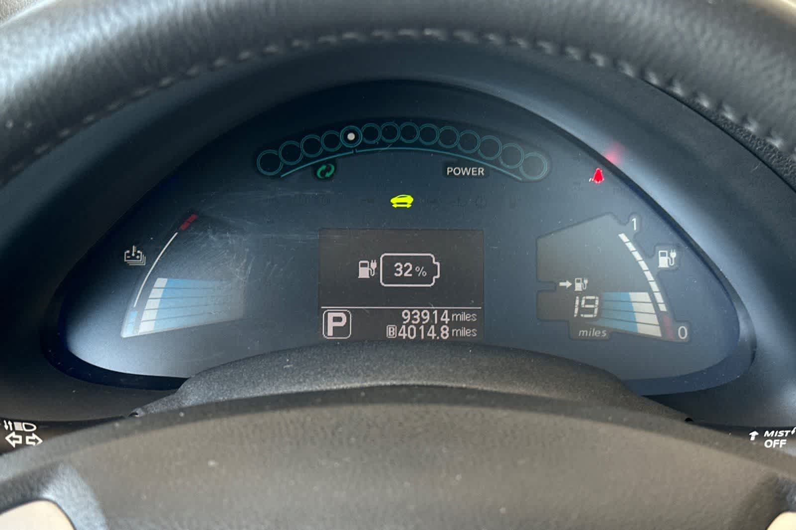 Thumbnail: 2015 Nissan Leaf - 27