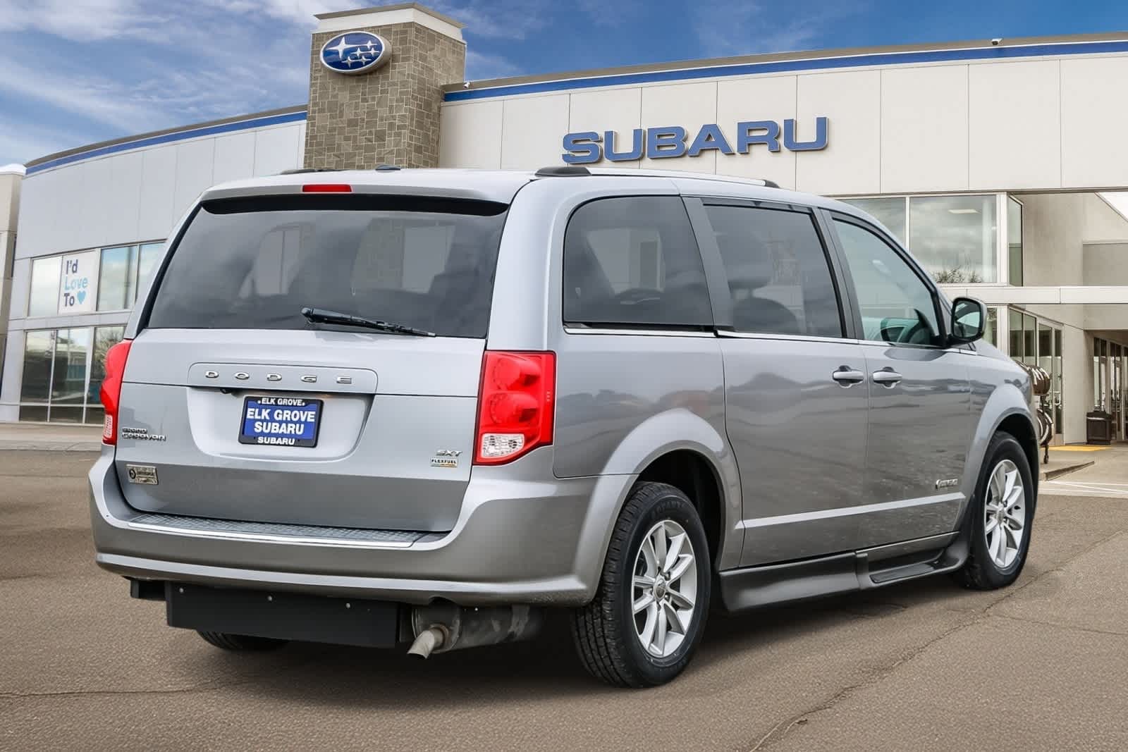 Thumbnail: 2019 Dodge Grand Caravan - 4