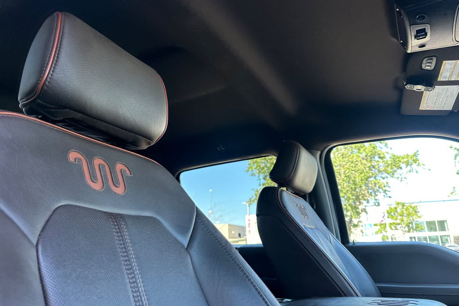 Thumbnail: 2017 Ford Econoline - 17