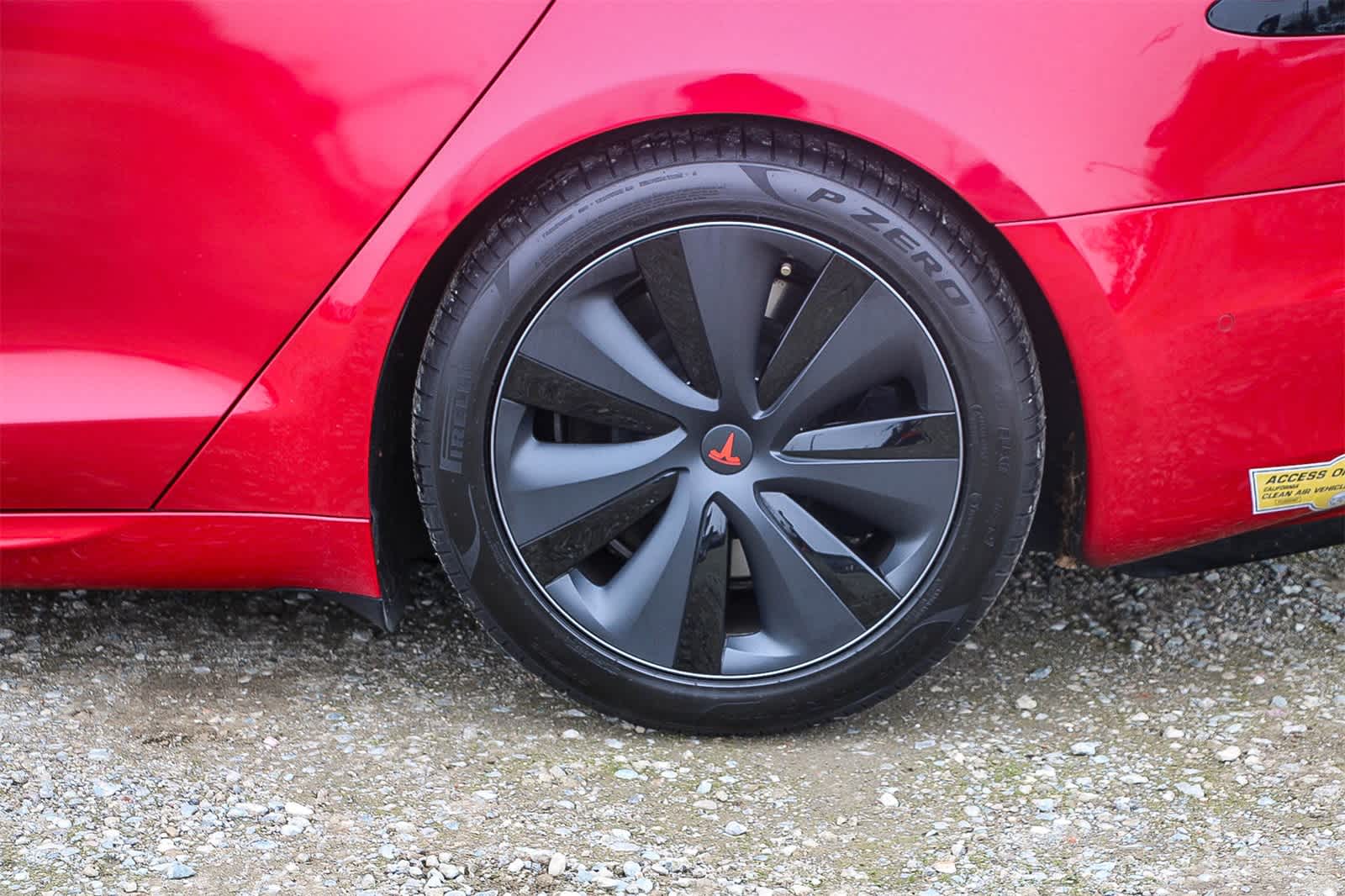 Thumbnail: 2022 Tesla Model S - 10