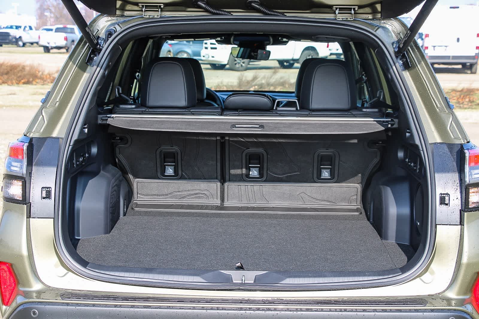 Thumbnail: 2026 Subaru Forester - 25