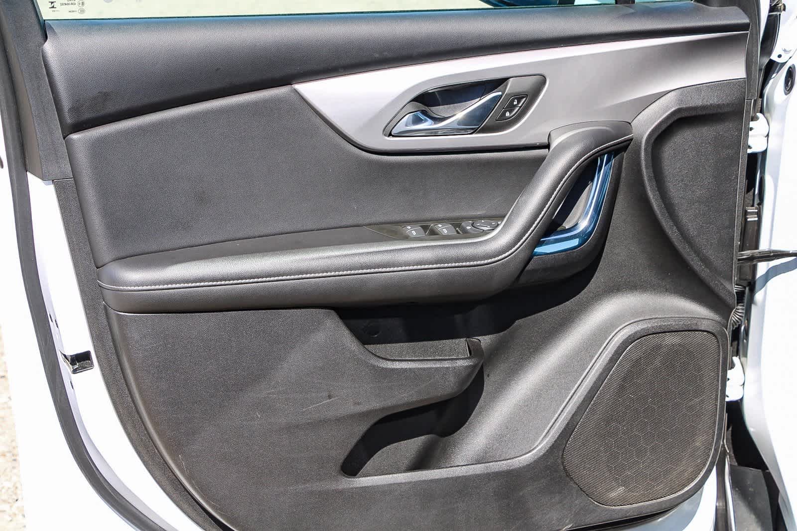 Thumbnail: 2023 Chevrolet Blazer - 15