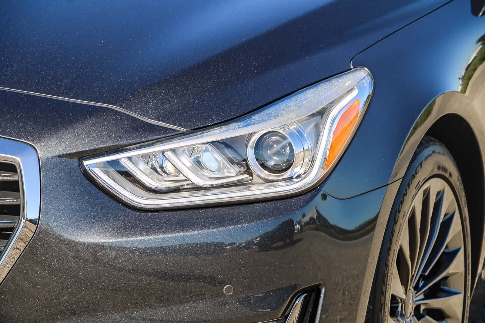 Thumbnail: 2019 Genesis G90 - 8