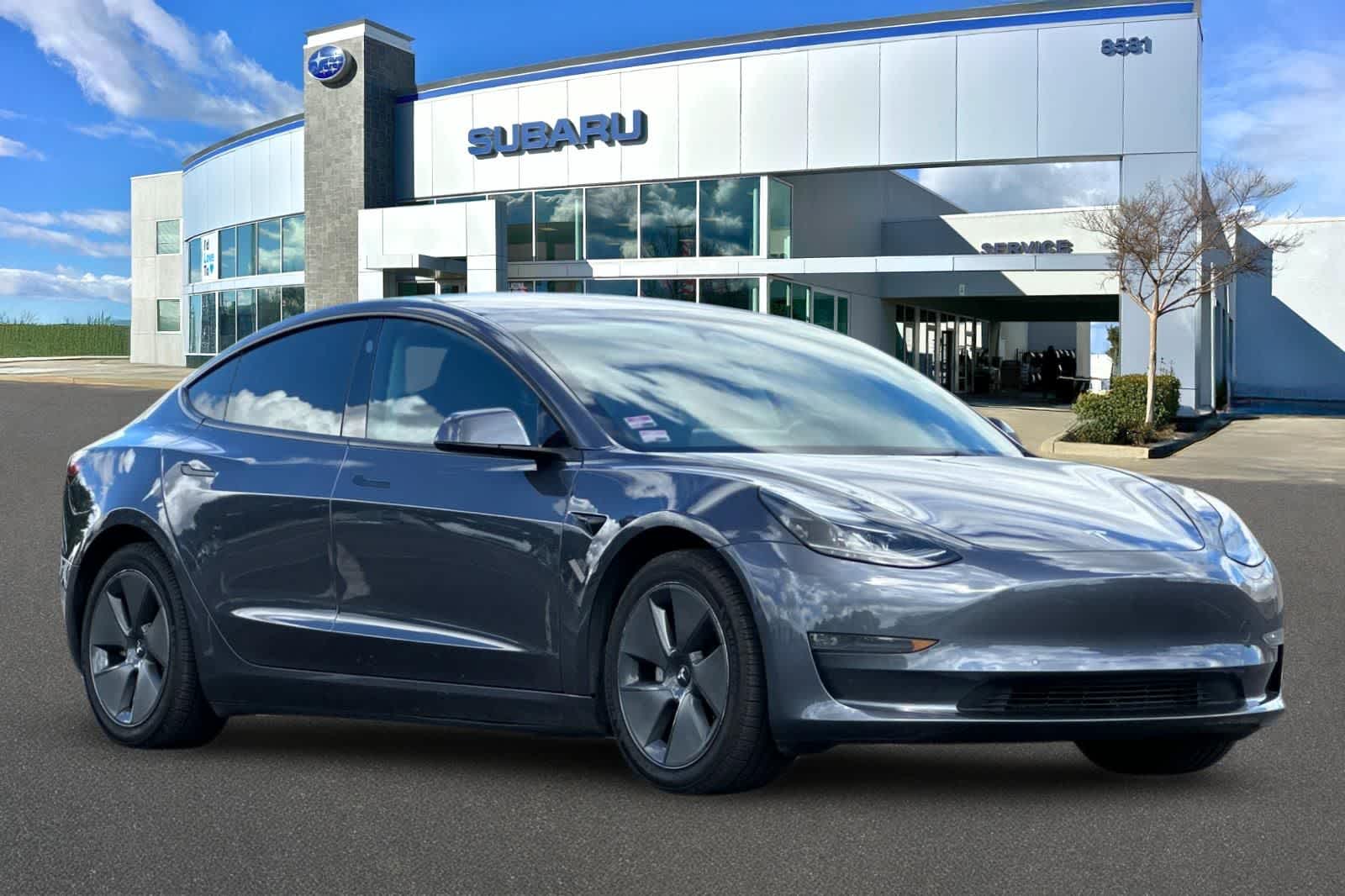 Thumbnail: 2022 Tesla Model 3 - 5