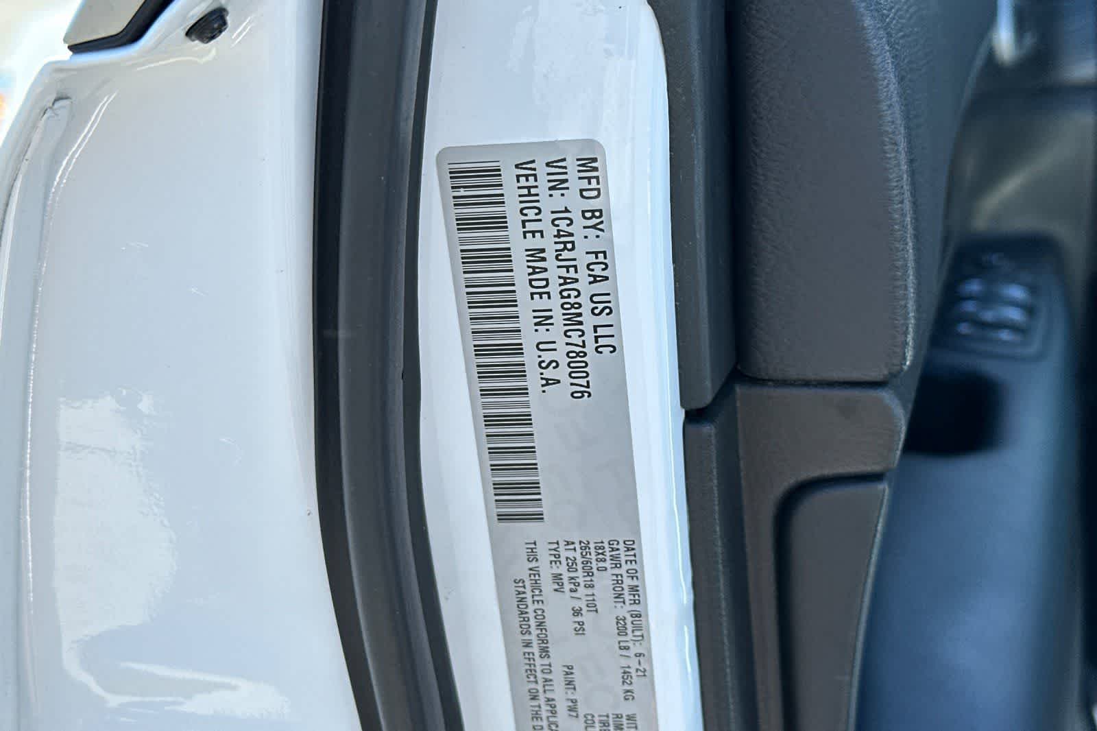 Thumbnail: 2021 Jeep Grand Cherokee - 33