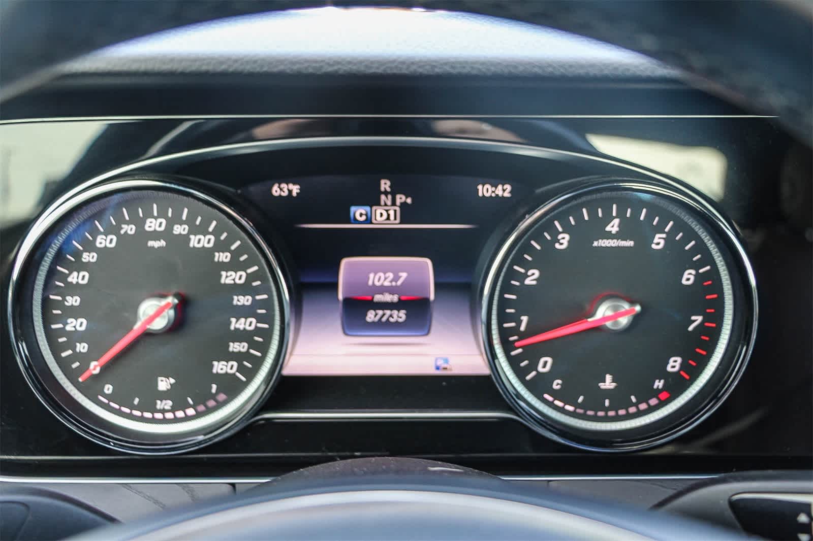 Thumbnail: 2017 Mercedes-Benz E-Class - 21