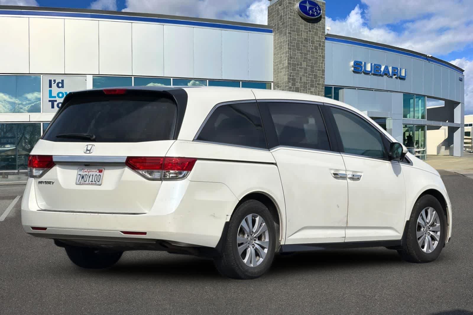 Thumbnail: 2015 Honda Odyssey - 2