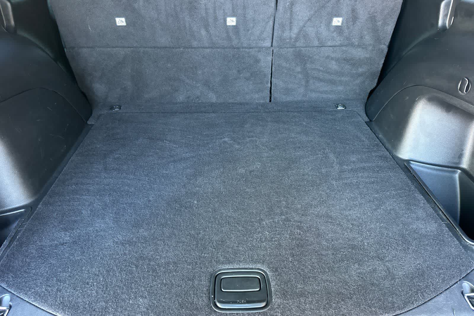 Thumbnail: 2021 Jeep Grand Cherokee - 16