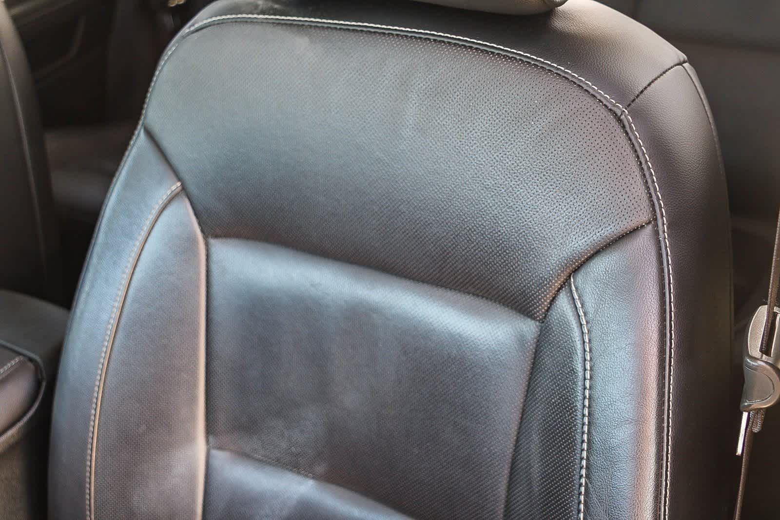 Thumbnail: 2017 GMC Acadia - 24