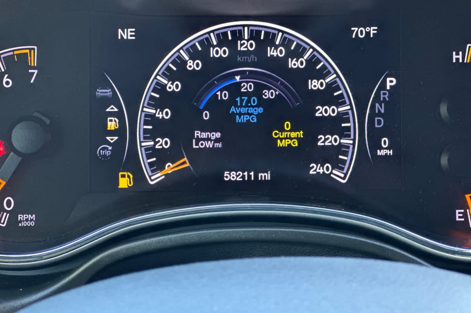 Thumbnail: 2021 Jeep Grand Cherokee - 29