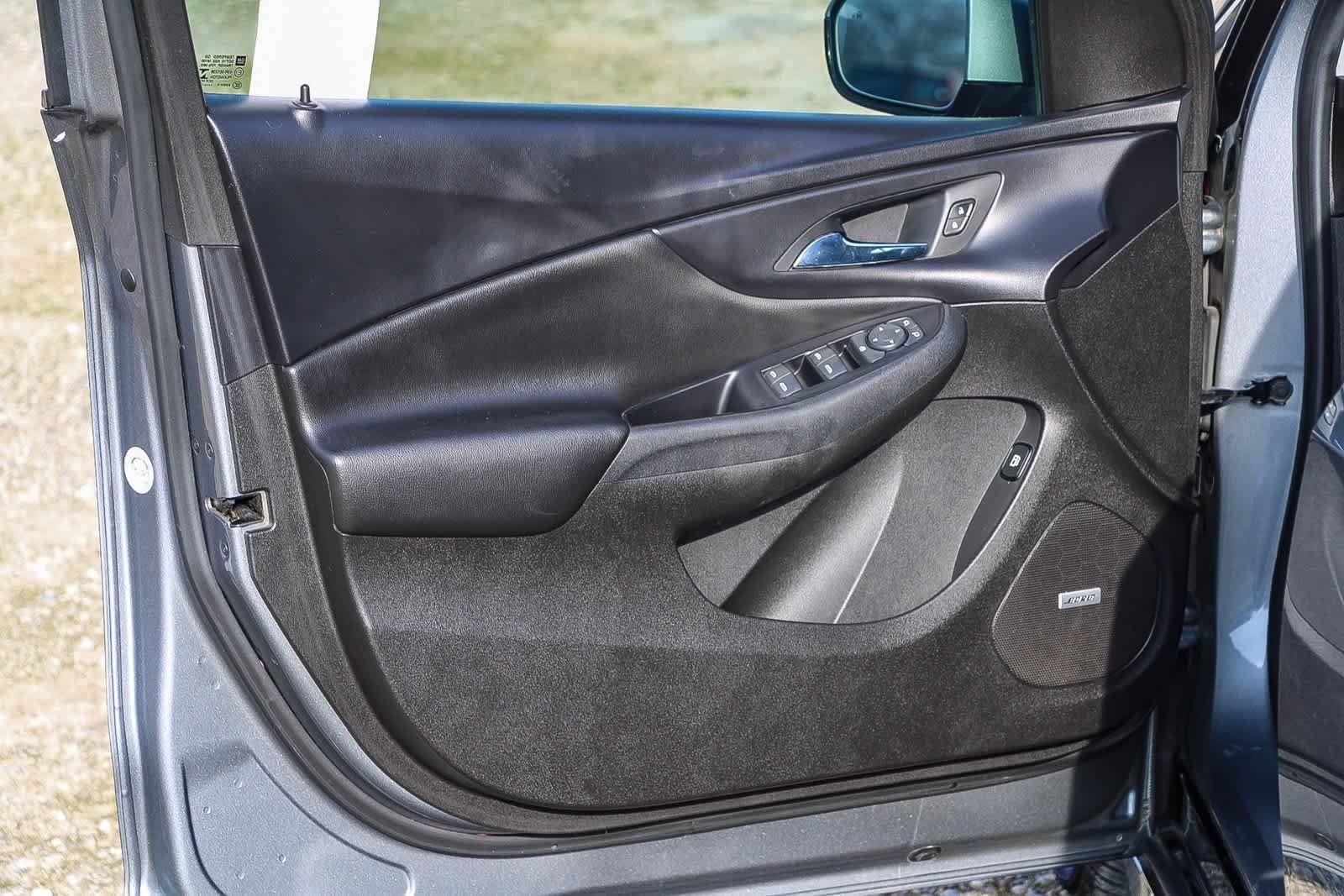 Thumbnail: 2018 Chevrolet Volt - 19