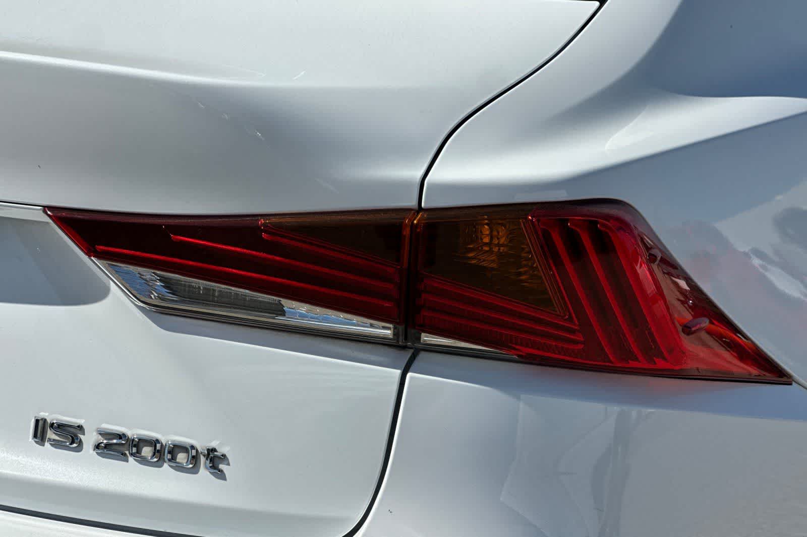 Thumbnail: 2017 Lexus IS - 31