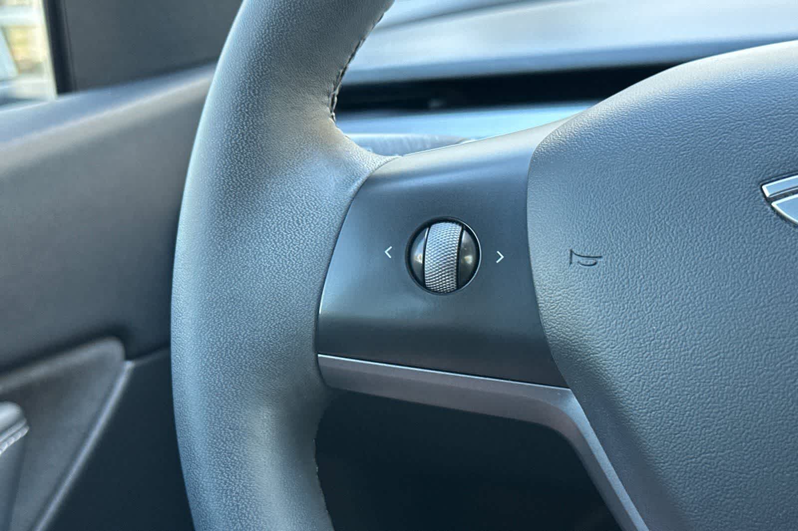 Thumbnail: 2022 Tesla Model Y - 26