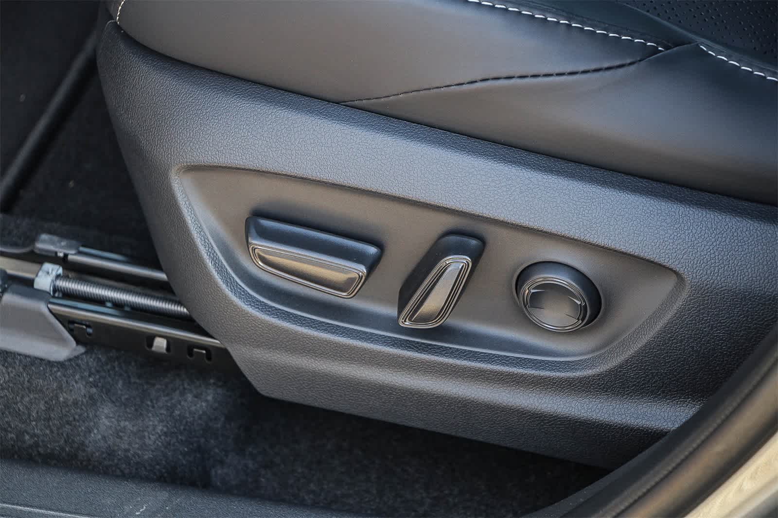 Thumbnail: 2026 Subaru Solterra - 20