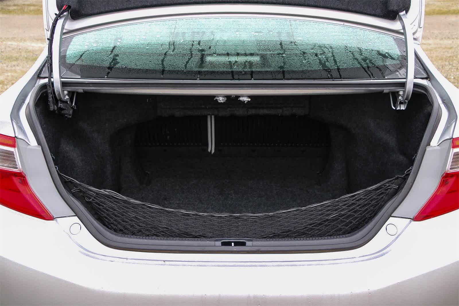 Thumbnail: 2013 Toyota Camry - 24