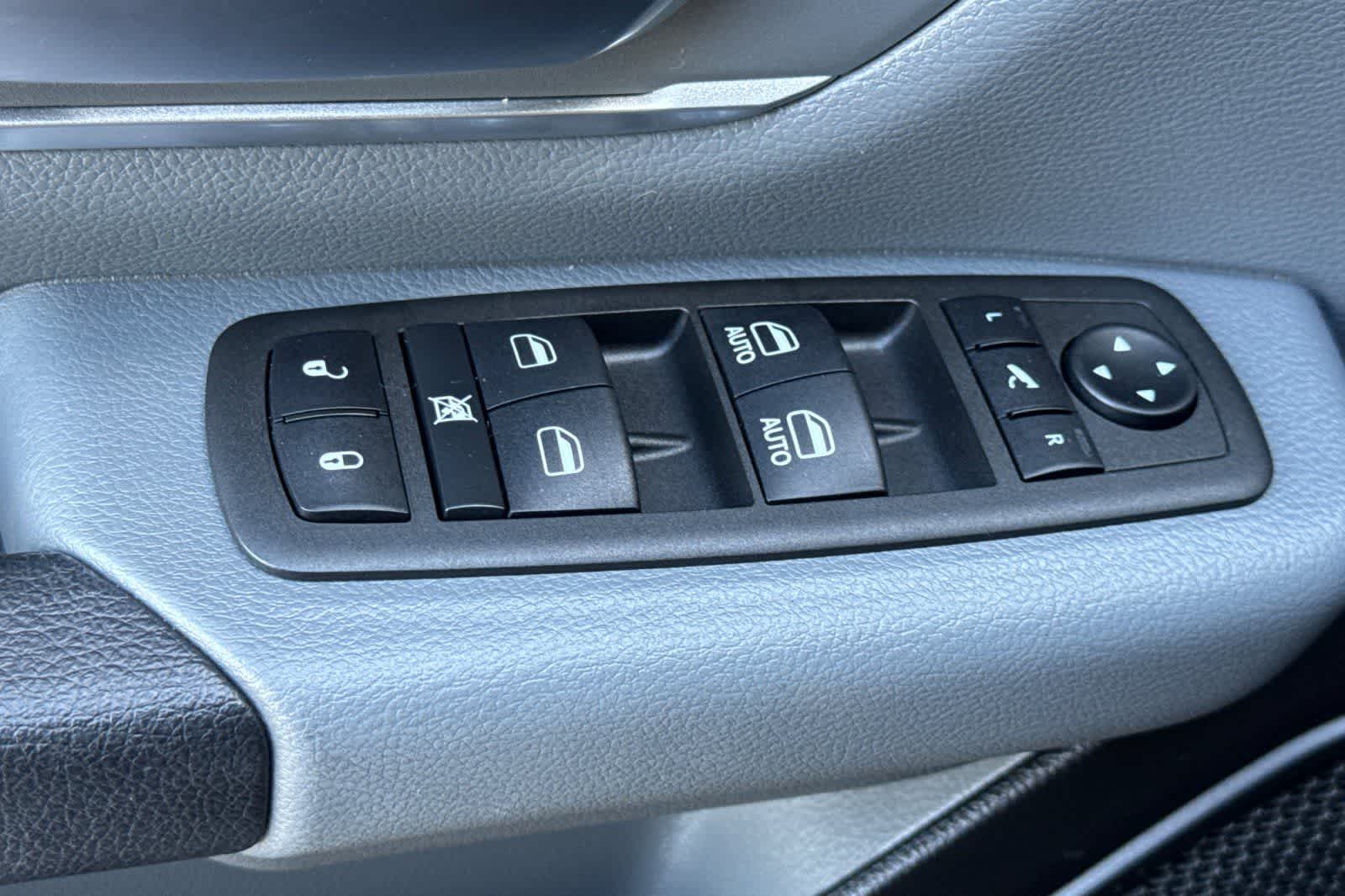 Thumbnail: 2022 RAM 1500 - 13