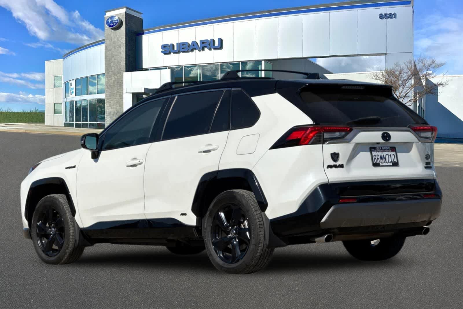 Thumbnail: 2020 Toyota RAV4 - 8
