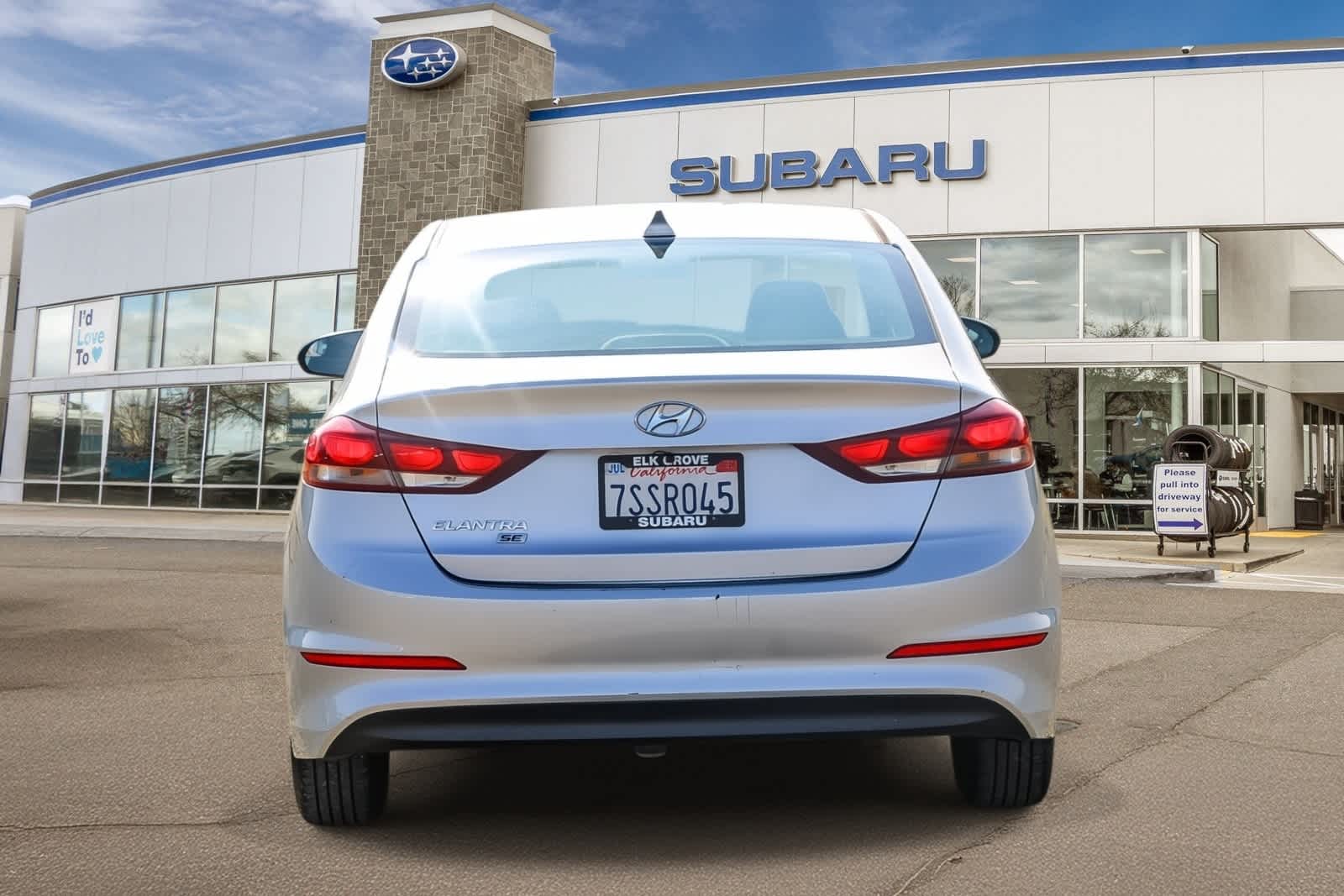 Thumbnail: 2017 Hyundai Elantra - 3