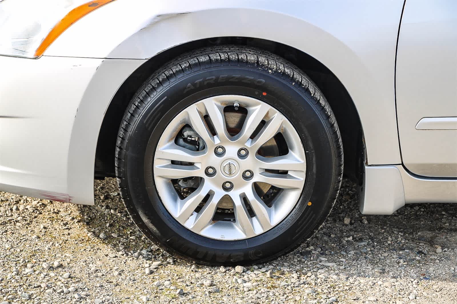 Thumbnail: 2012 Nissan Altima - 9