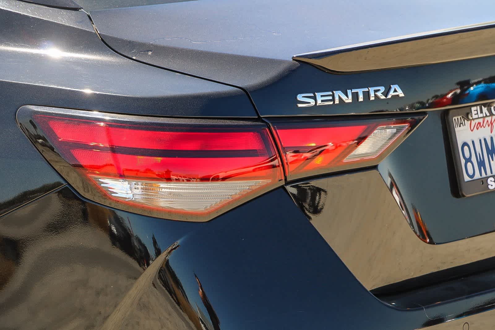 Thumbnail: 2021 Nissan Sentra - 11