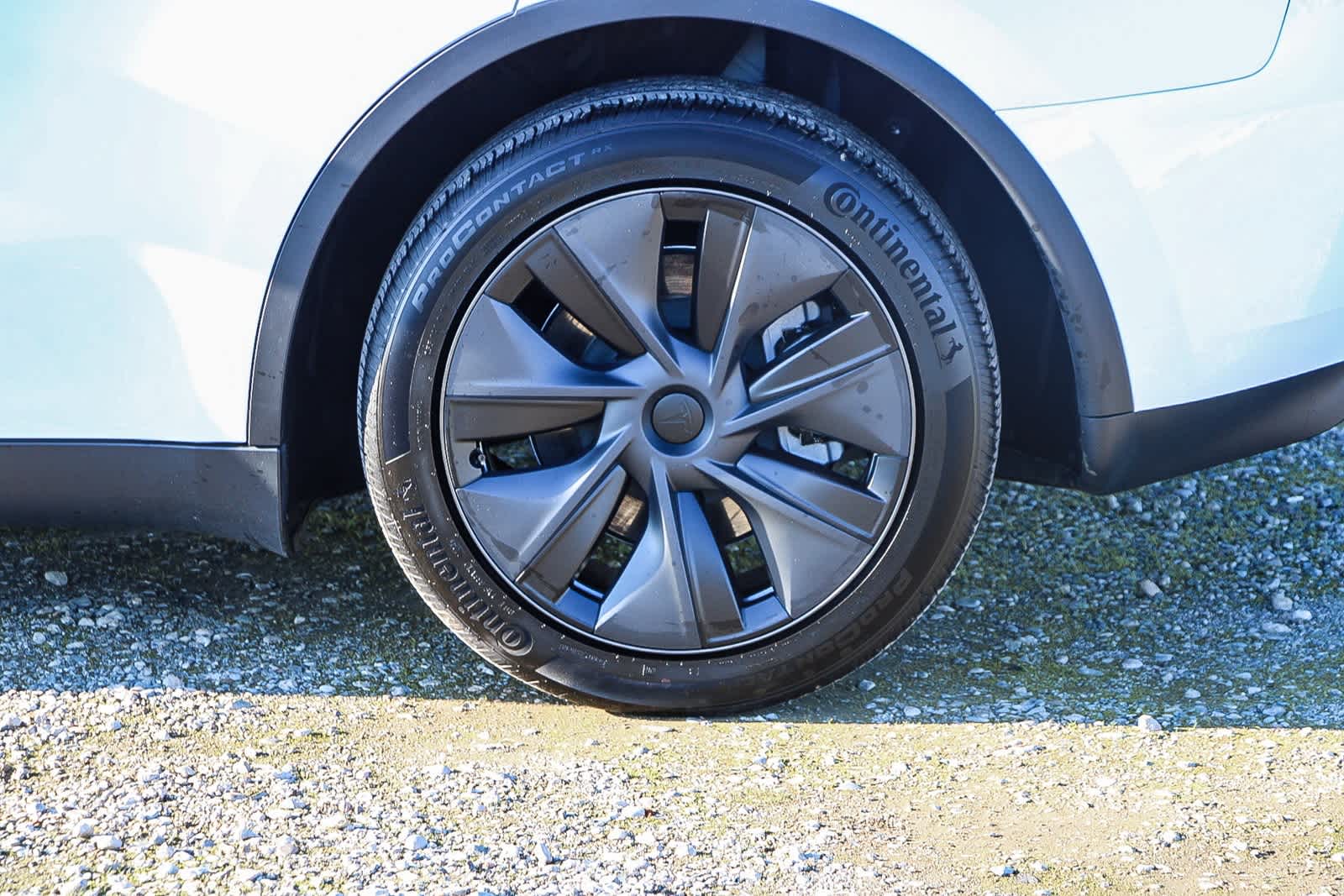 Thumbnail: 2024 Tesla Model Y - 9