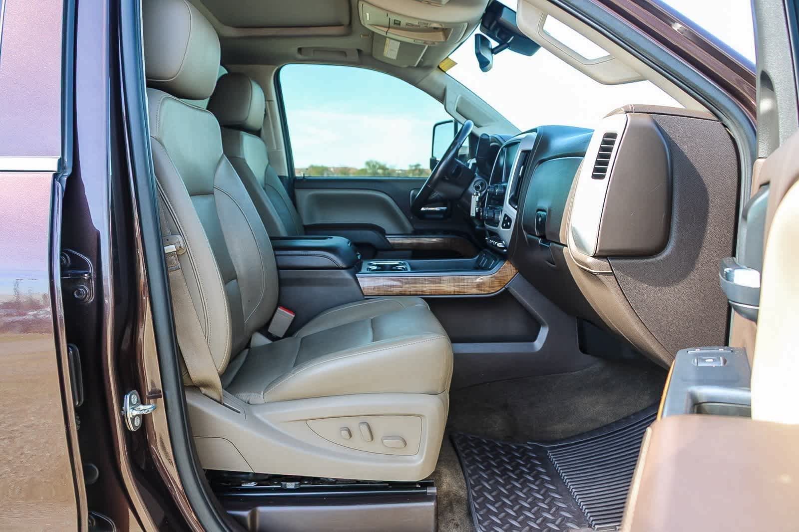 Thumbnail: 2016 GMC Sierra 2500 - 13