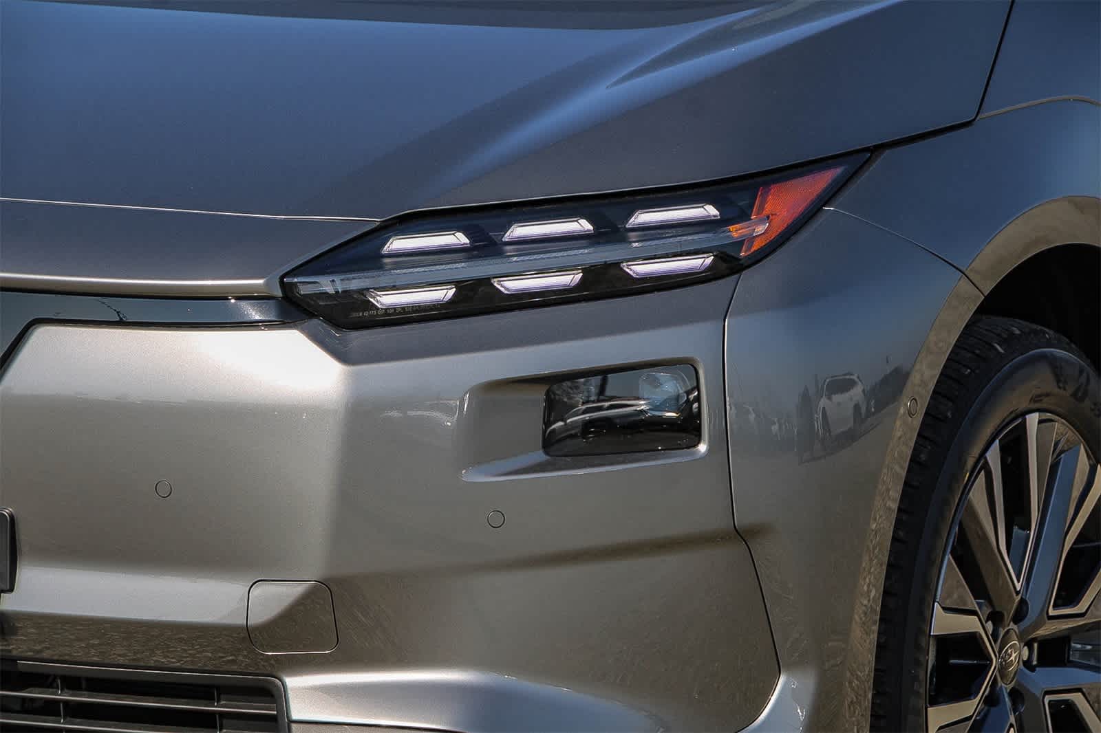 Thumbnail: 2026 Subaru Solterra - 8