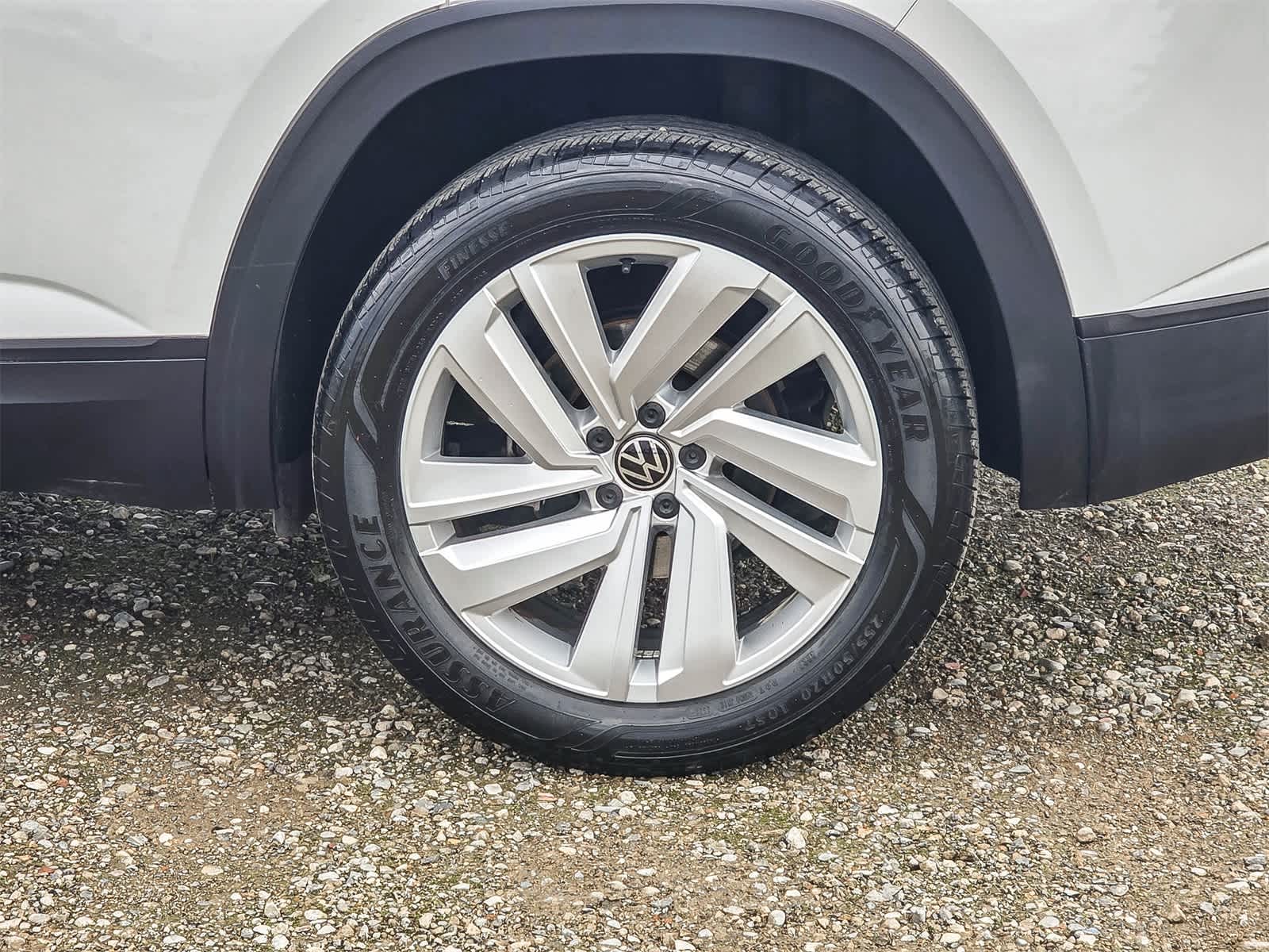 Thumbnail: 2023 Volkswagen Atlas - 9