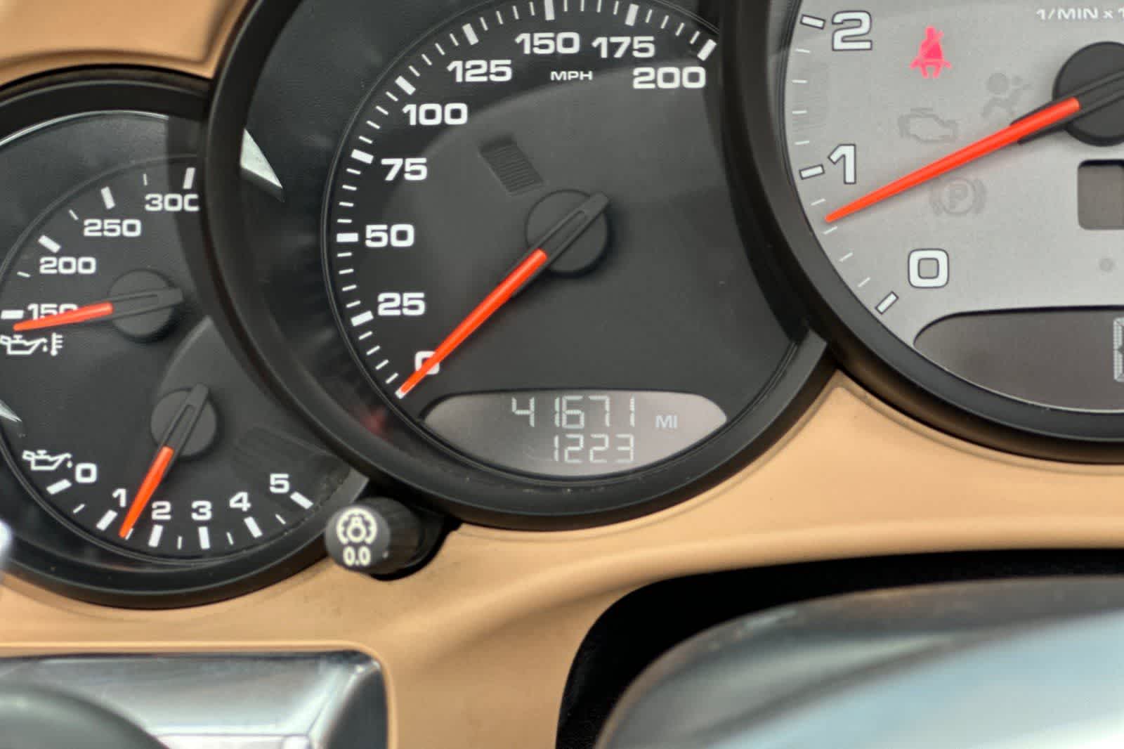 Thumbnail: 2013 Porsche 911 - 23