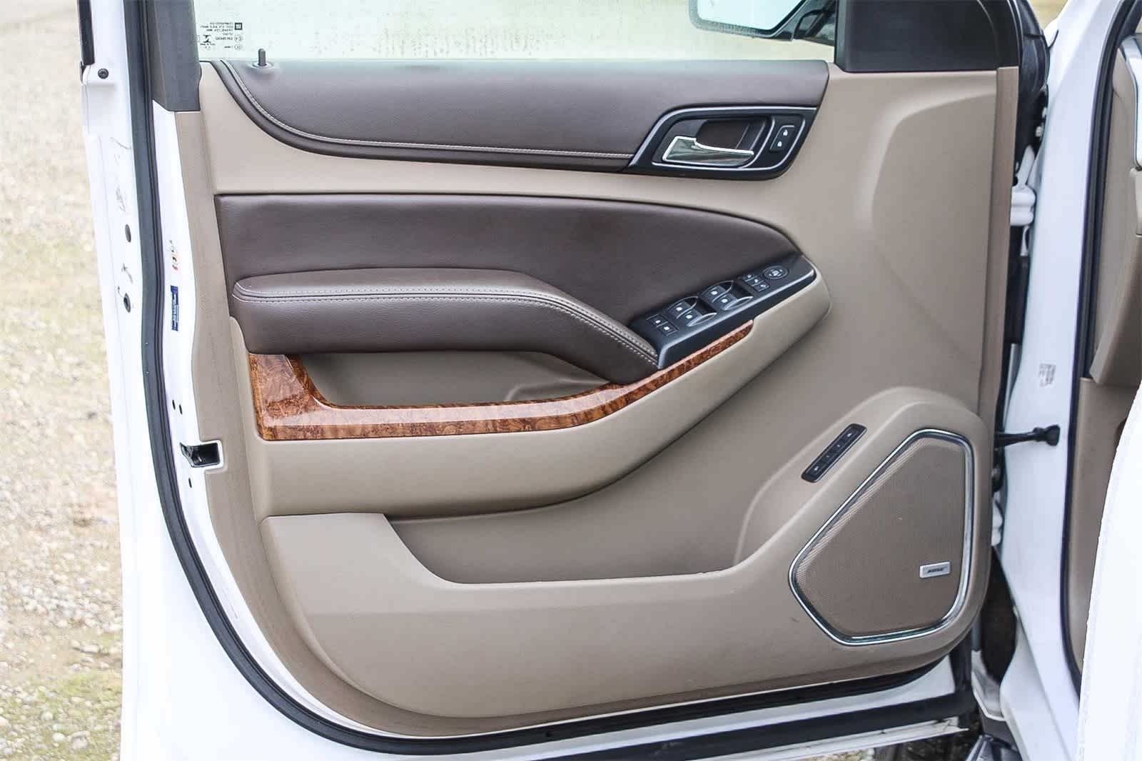 Thumbnail: 2020 Chevrolet Tahoe - 15