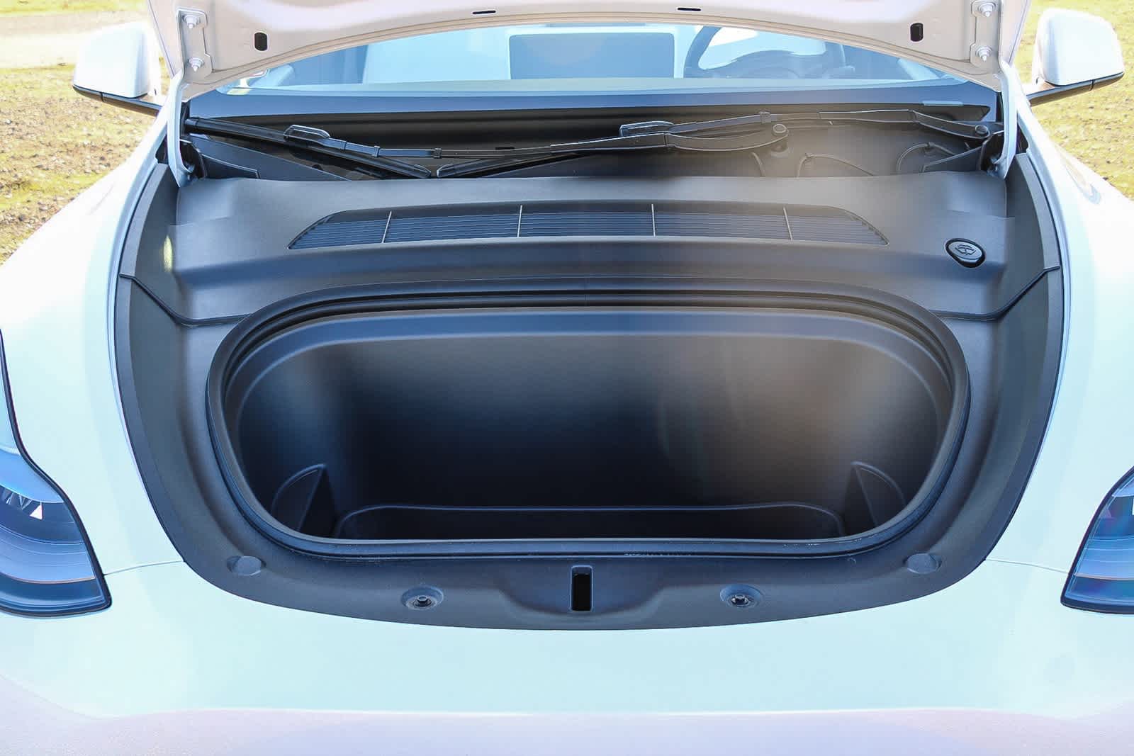 Thumbnail: 2024 Tesla Model Y - 24