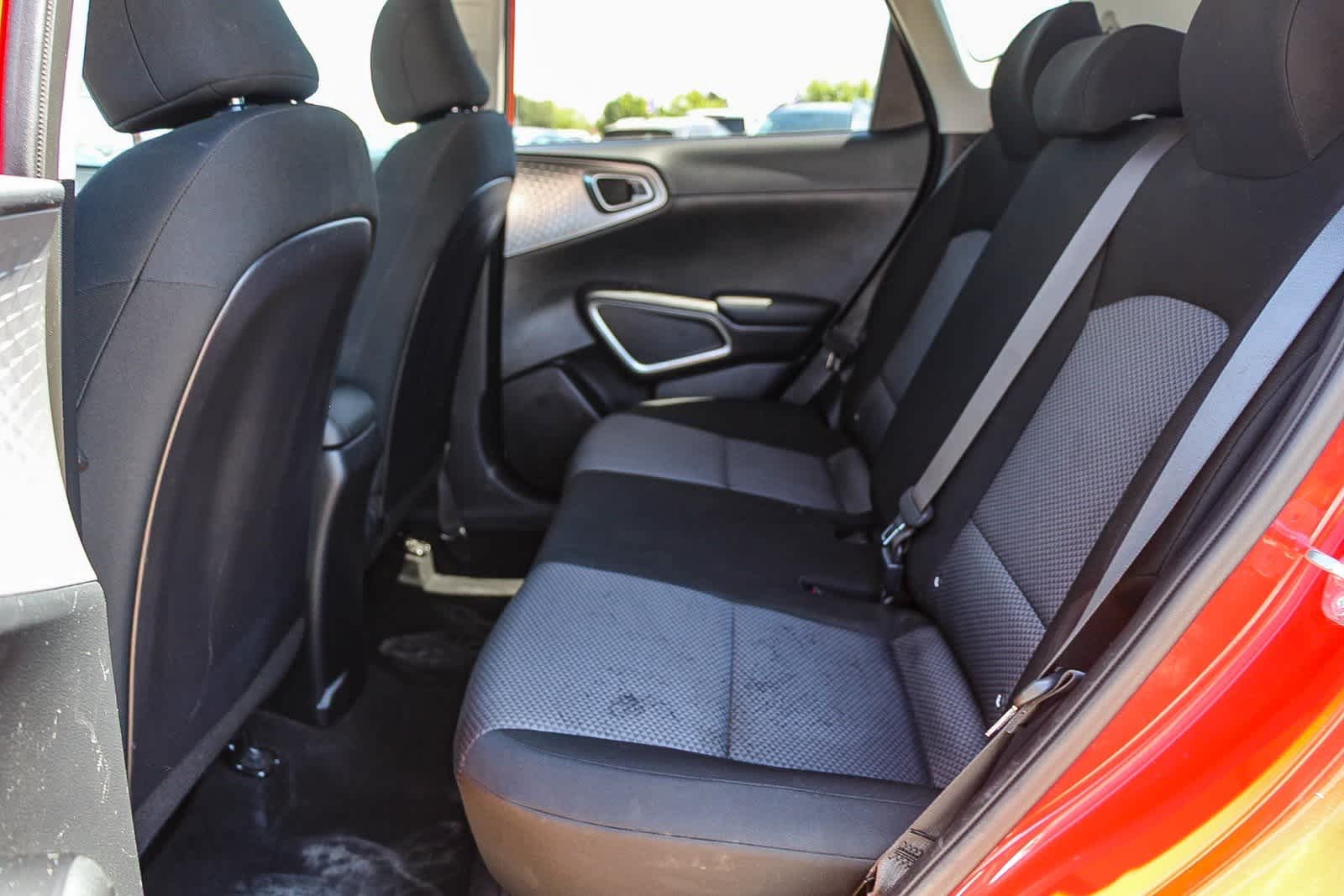 2023 Kia Soul LX 18