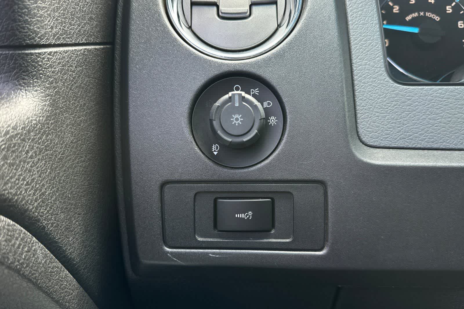 Thumbnail: 2011 Ford F-150 - 29