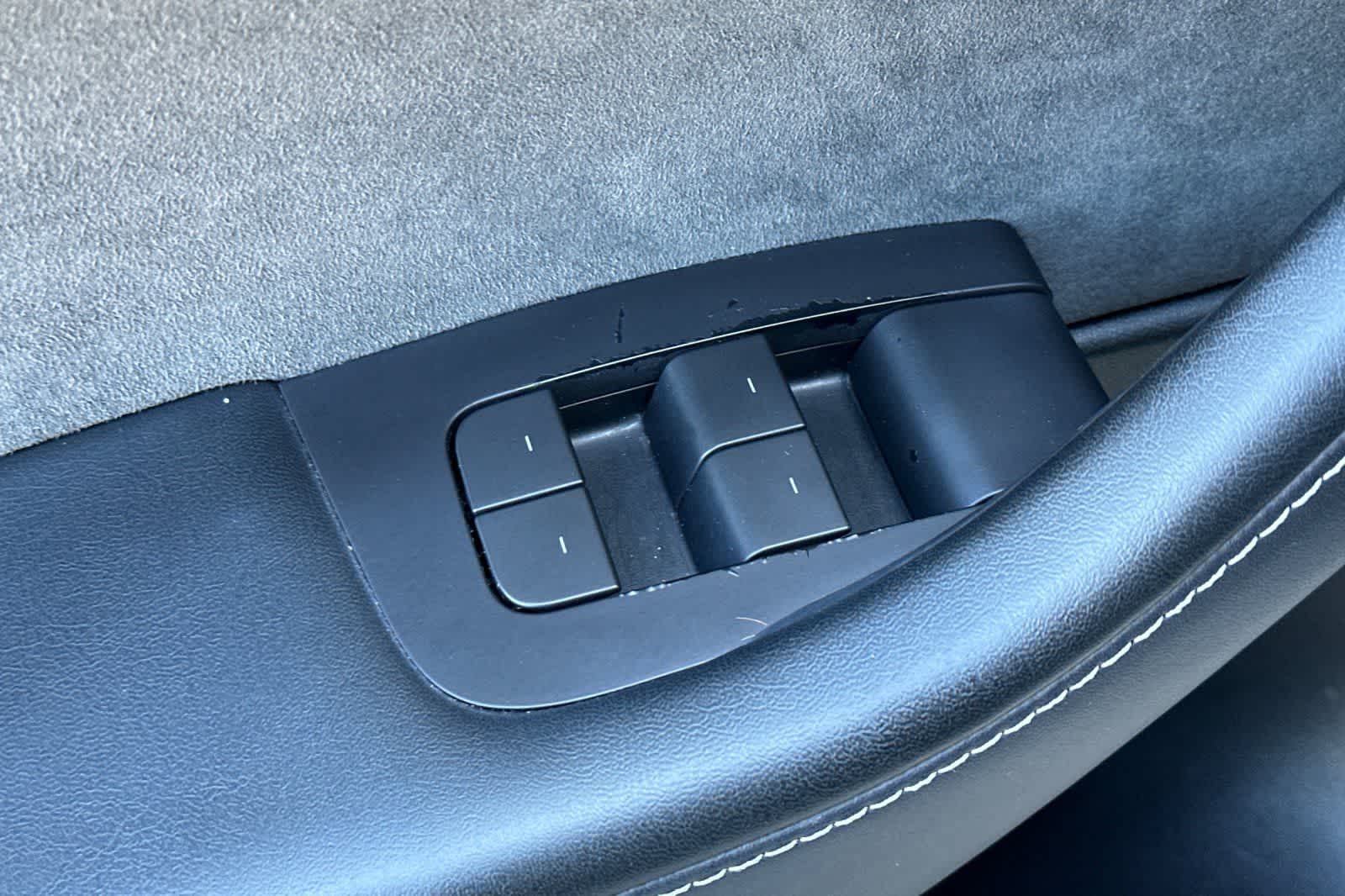 Thumbnail: 2022 Tesla Model Y - 13