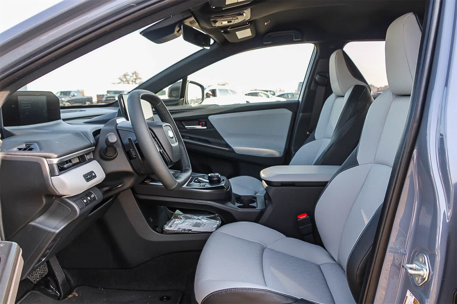 Thumbnail: 2026 Subaru Solterra - 17