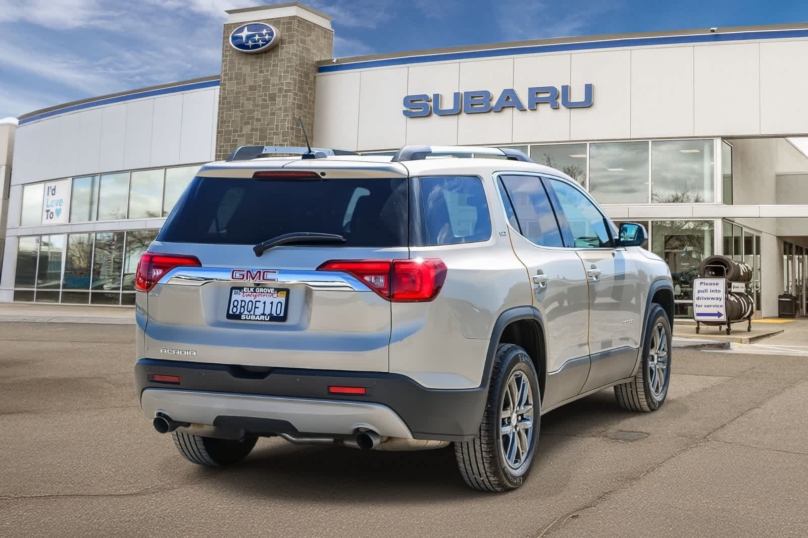 Thumbnail: 2017 GMC Acadia - 4