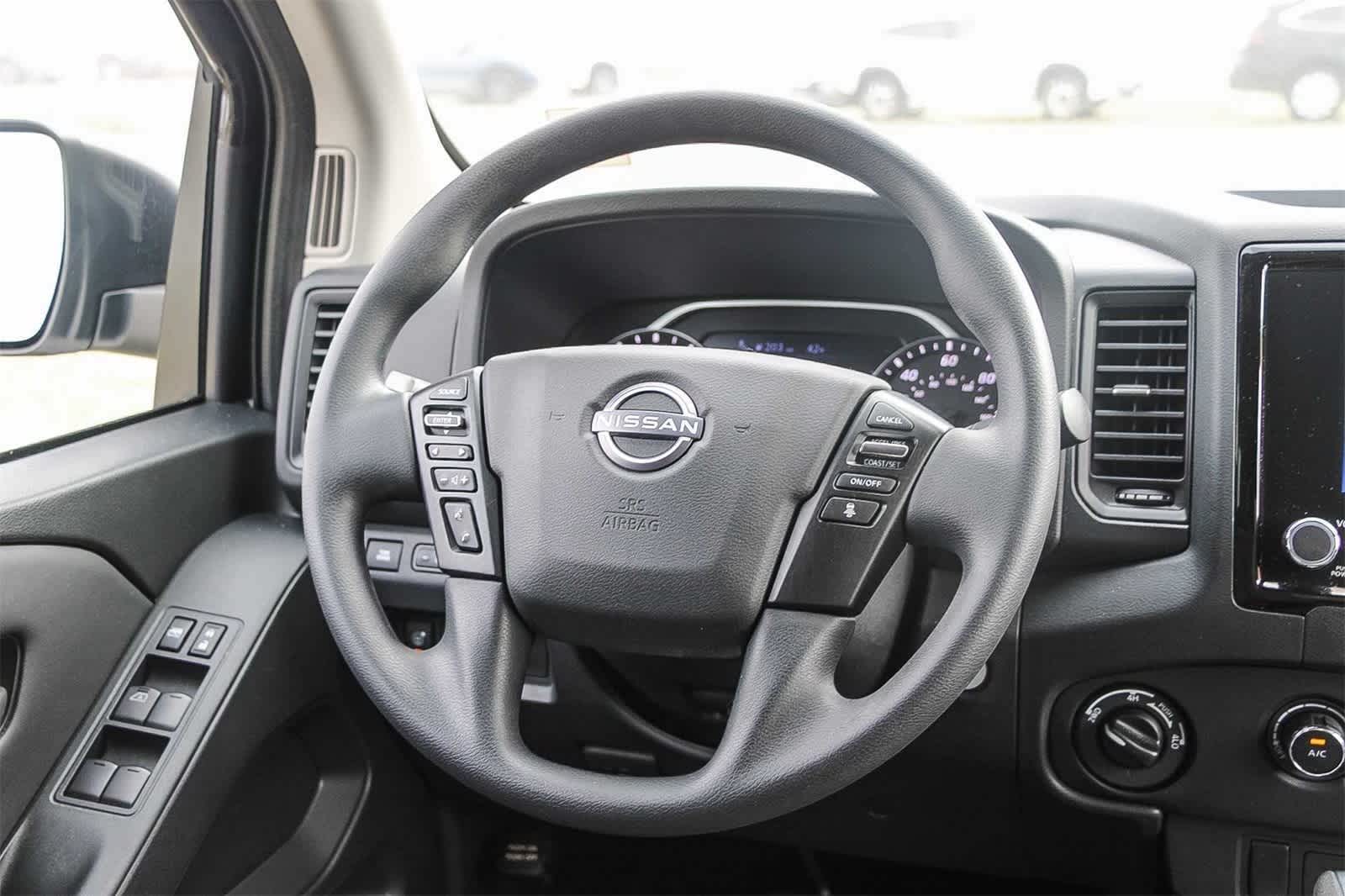 Thumbnail: 2022 Nissan Frontier - 14