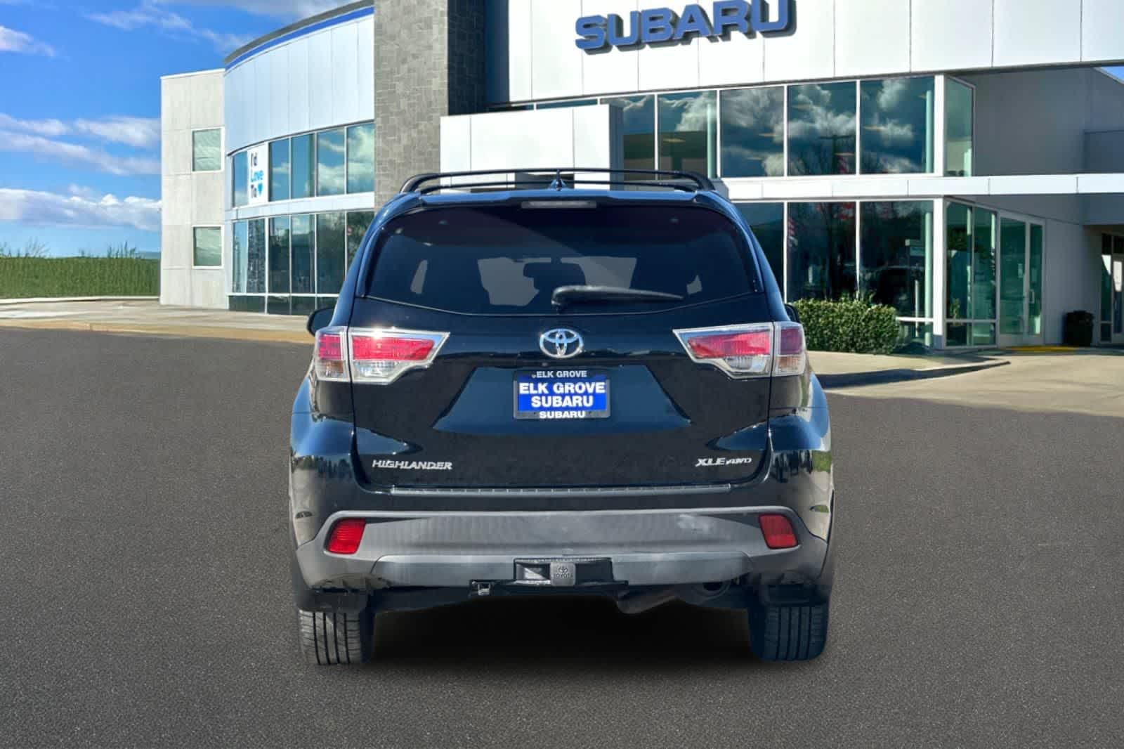 Thumbnail: 2016 Toyota Highlander - 7