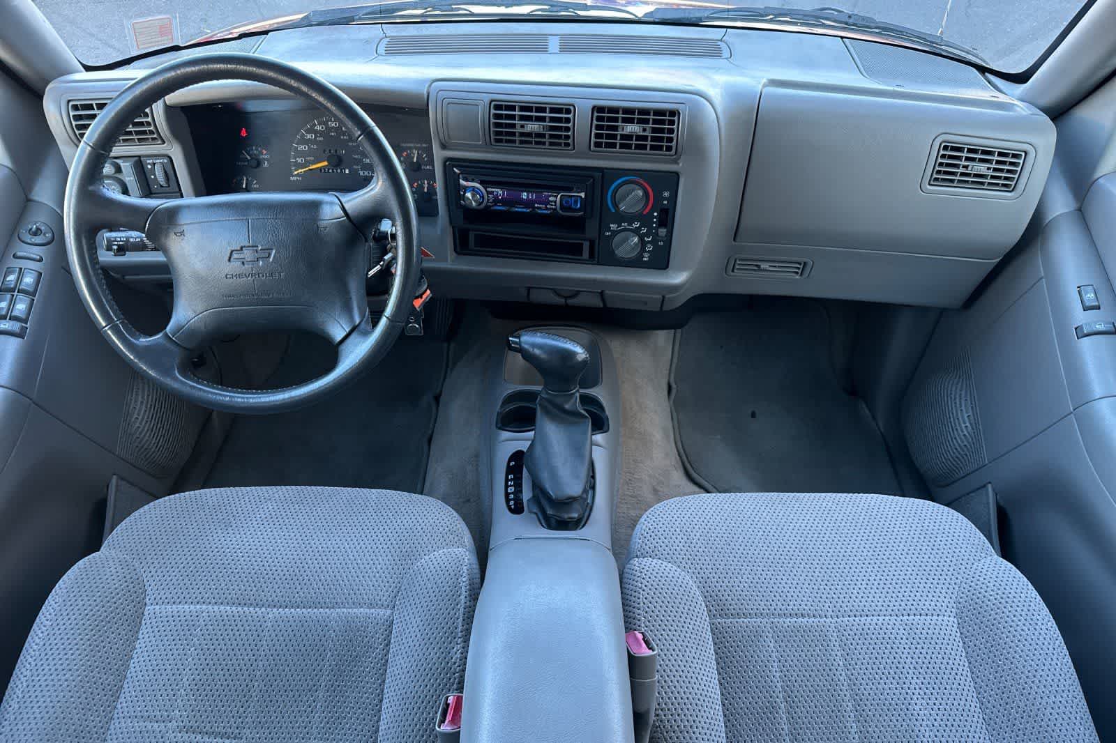 Thumbnail: 1997 Chevrolet Blazer - 3